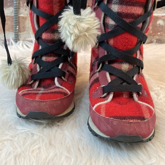 Nike Hi3 Plaid Winter Snow Boots, Size 5 - Picture 9 of 16